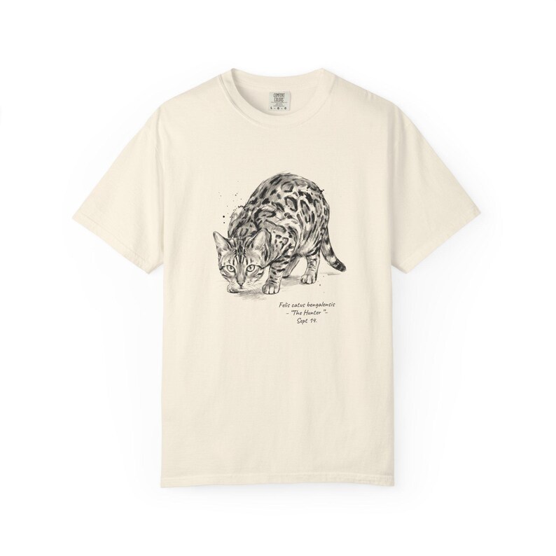 Bengal Cat Shirt Vintage Naturalist Tee Scientific Illustration Design Feline Cotton Apparel Pet Enthusiast Gift Retro Animal Tshirt Nature Ivory