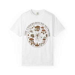 T-shirt paddestoel grafisch katoen botanisch vintage schimmel ontwerp illustratie mycelium netwerk ondergronds wetenschap natuur kleding mycologie White