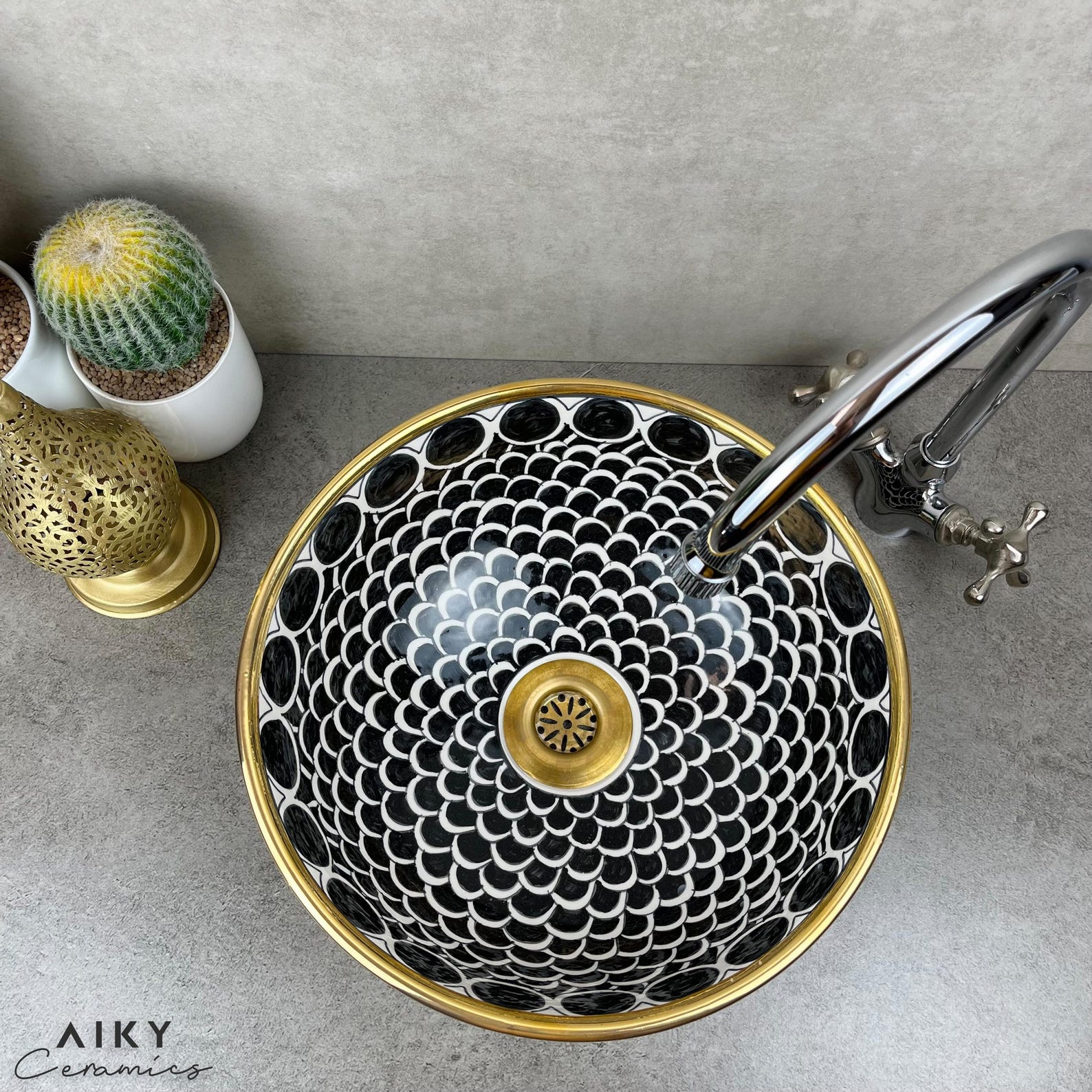 Midnight Elegance: Artisan-made Black Moroccan Basin With 14k Gold Rim ...