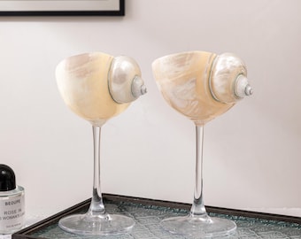 Handcrafted Seashell Wine Glasses: Beach Wedding Decor