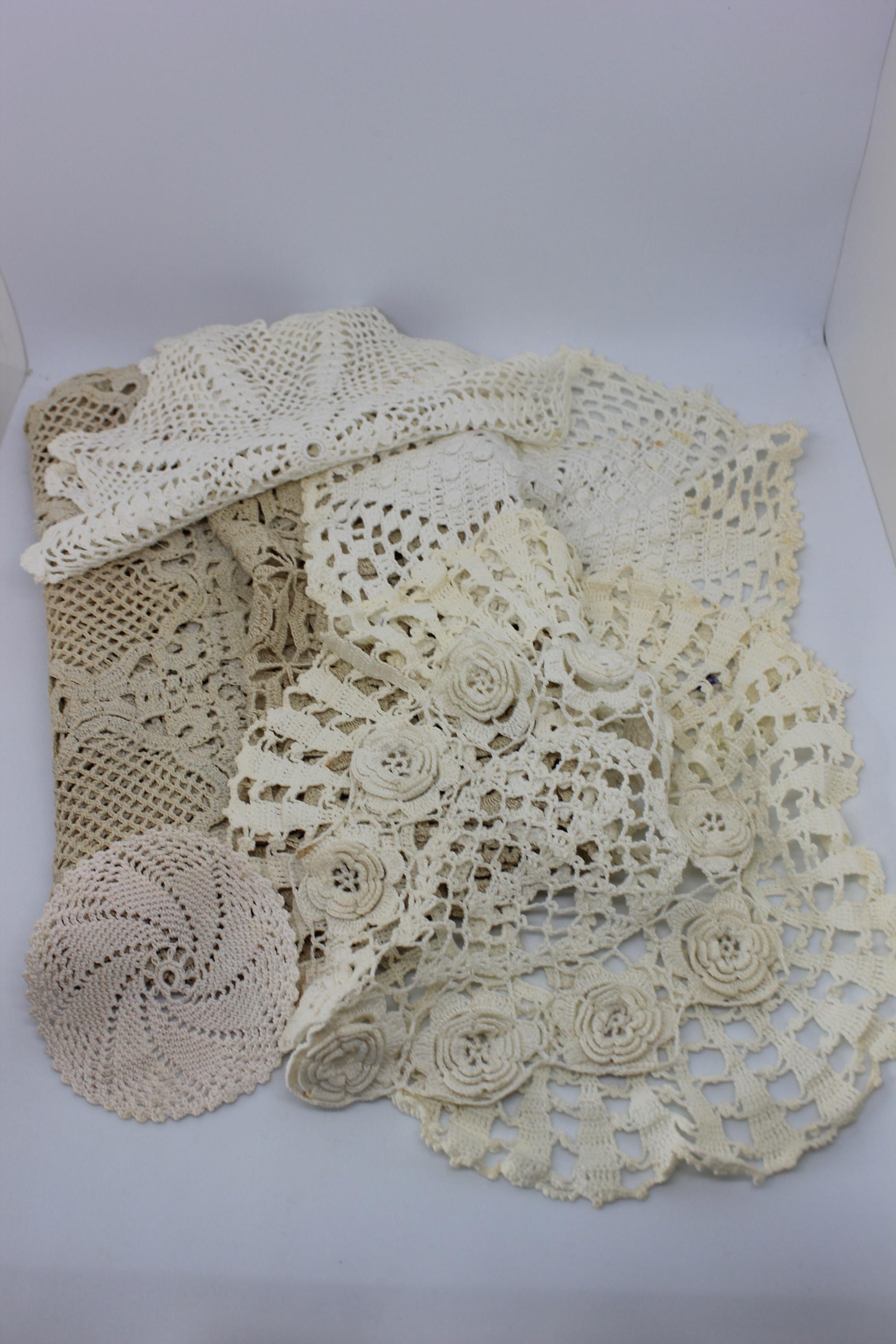 Vintage linen lot/antique linens/cotton/doilies/table accents/dresser scarfs/7 pieces/Estate sale find