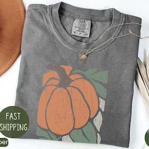 Pumpkin Floral Shirt Comfort Colors, Fall Shirt, Fall Womenswear Oversized Crewneck, Women_s Fall Pumpkin Shirt, Trendy Fall Tee