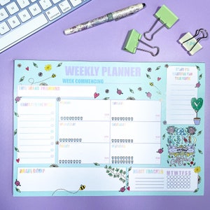 Weekly Planner A4 | Weekly Desk Planner with Gratitude Journal and Habit Tracker | Organiser Pad for Desk