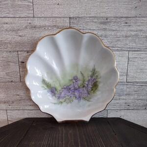 Vintage Mid Century Ceramic Shell Trinket Dish Purple Violets Gold Detail, Vintage White Shell Decorative Floral Bowl, Vintage Home Decor