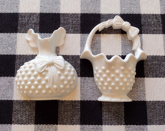 Vintage 1984 Burwood White Plastic Hobnail Small Wall Pockets Set Of 2 Vase Basket #2656/Vintage Small Wall Pocket Décor/Vintage Wall Décor