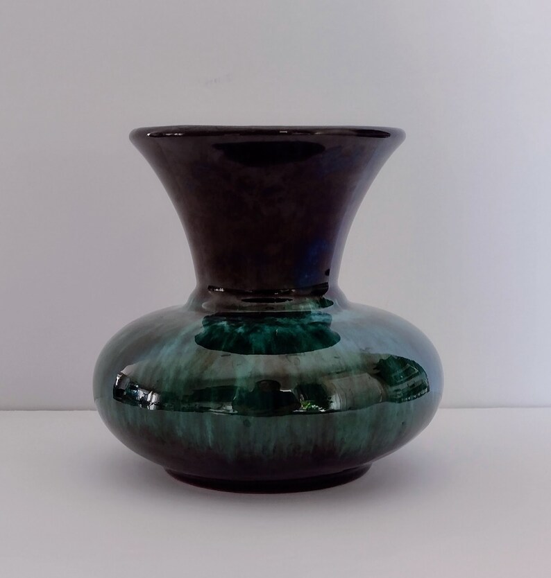 Vintage Blue Mountain Pottery Vase/vintage Green and Black Etsy