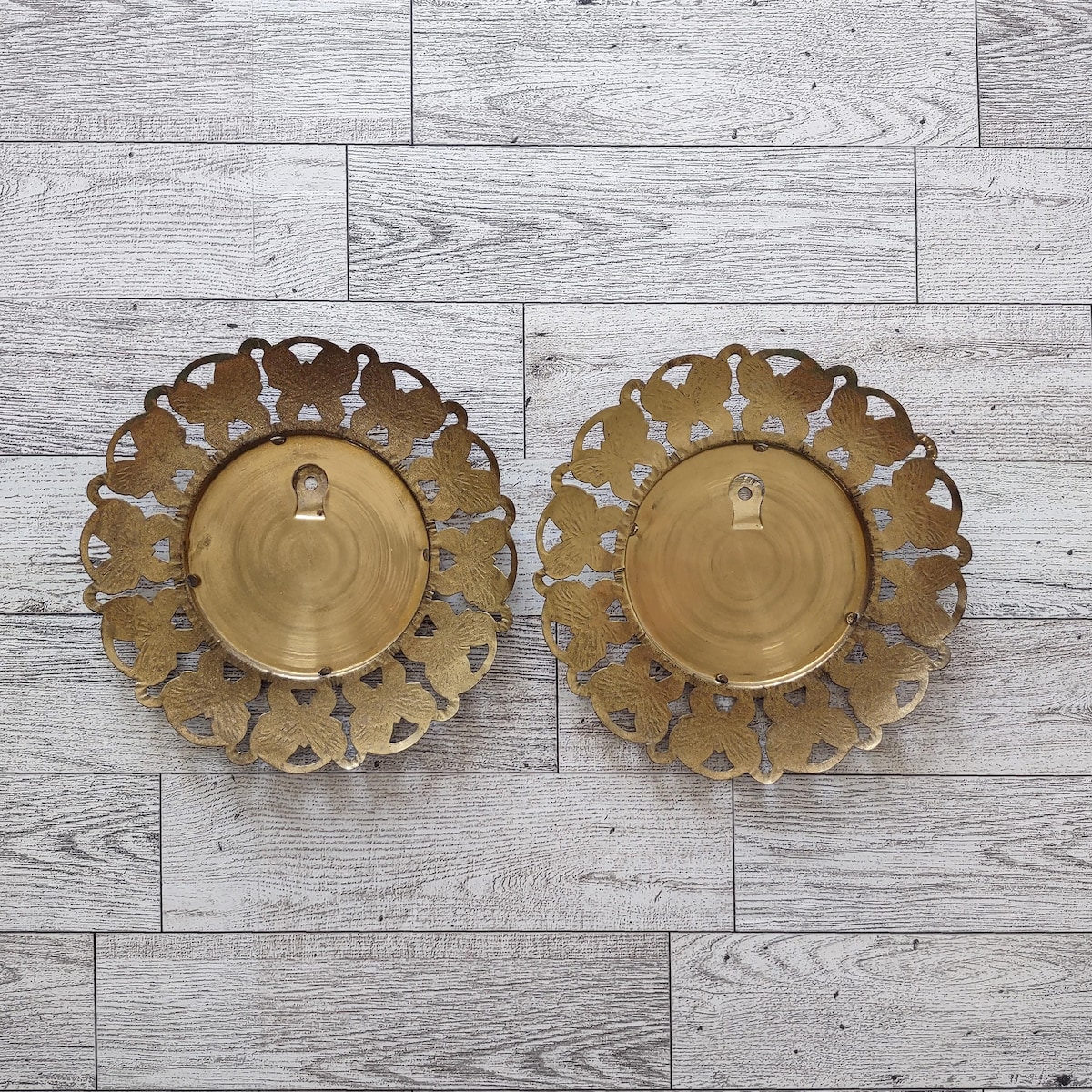 Vintage Gold Metal Tin Brass Round Butterfly Designed Frames Empty Set 2/vintage Mid Century Gallery Wall Decor Frames/vintage Home Decor - Etsy