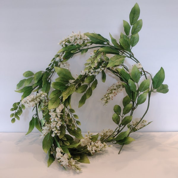Vintage Artificial Faux White And Green Wisteria Greenery Plastic Garland/Vintage Floral Garland/Vintage Nursery Home Decor