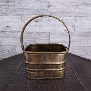 Vintage Small Solid Brass Square Pail Planter Basket With Handle India/Vintage Small Metal Brass Floral Planter Pot/Vintage Home Decor