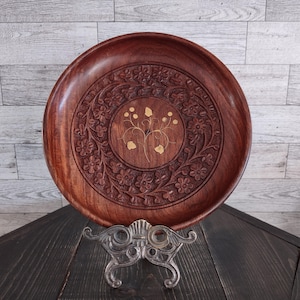 Vintage Carved Brass Inlaid Small Wooden Decorative Plate Floral Design PLATE ONLY/Vintage Wooden Carved Daisy Plate/Vintage Wood Home Decor