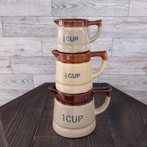 Vintage Brown Glaze Stoneware Pottery Measuring Cups Pitcher Style Set 3 Condition/Vintage Pottery Crock Measuring Cups/Vintage Kitchenware