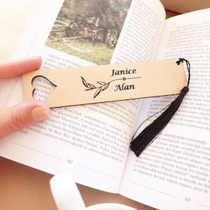 Bookmarks Wedding Favors, Bookmarks For Guests in Bulk, Personalized Wood Bookmarks, Custom Bookmarks With Tassels