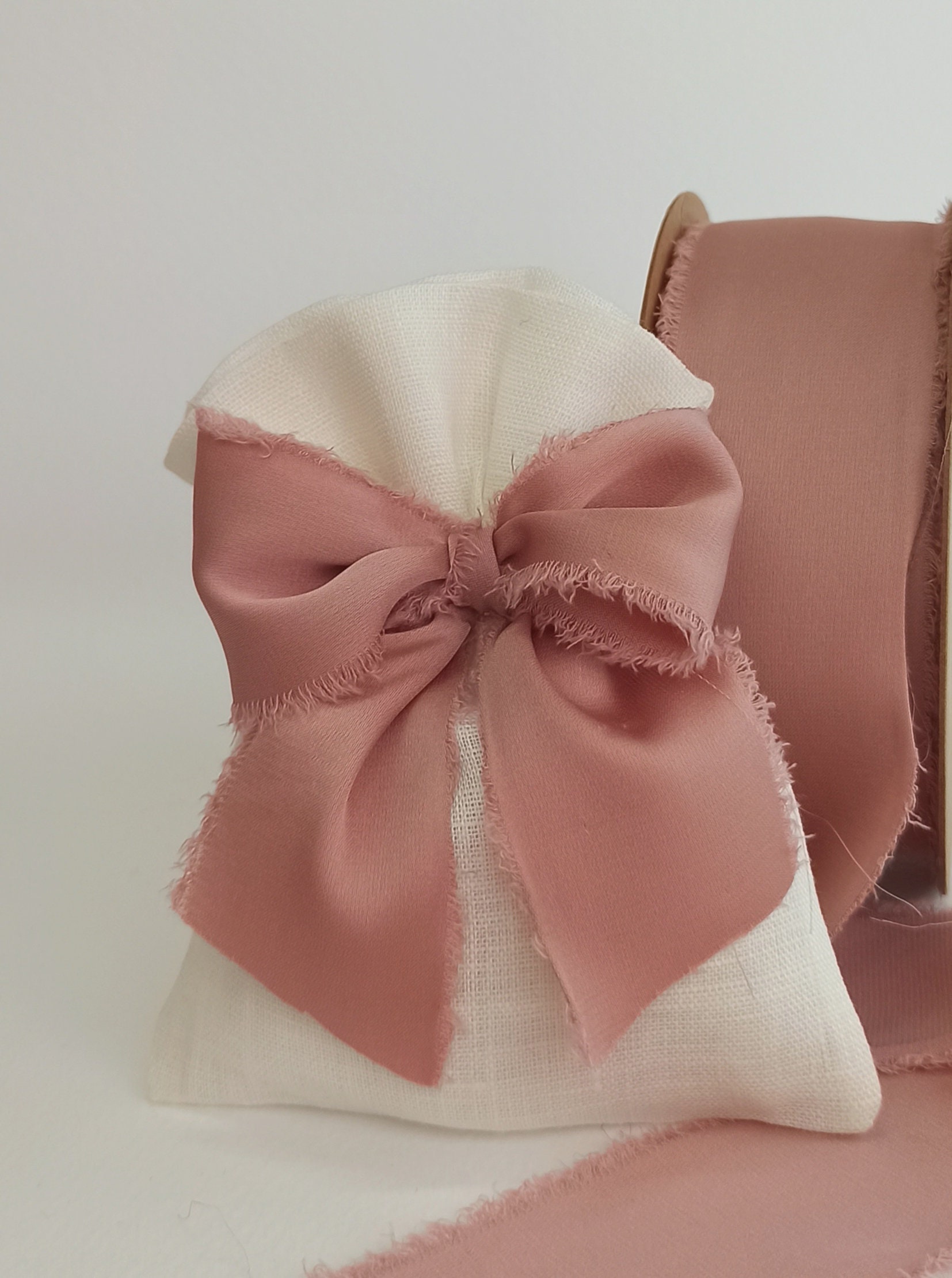 Gatuida 3 Set Di Sacchetti Con Coulisse in Lino Piccoli Sacchetti in Tela Di Iuta 9x12 Cm Eleganti Per Matrimoni Feste Borse Compatte Per Gioielli Cosmetici 20 Pezzi*3