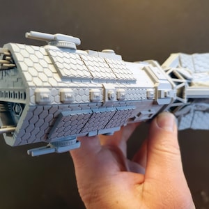 UNN Zenobia/Nathan Hale Class, The Expanse ship model