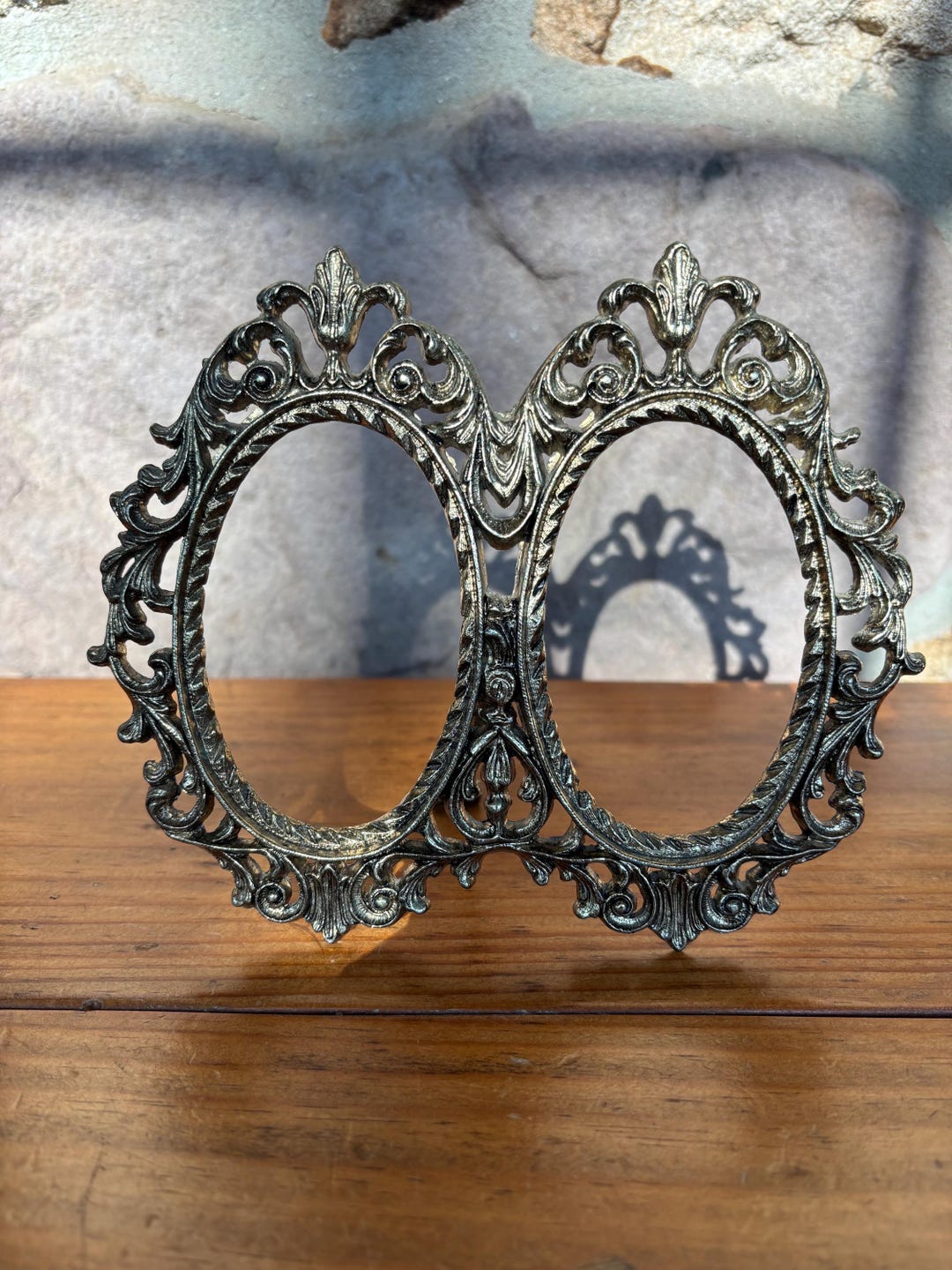 Vintage Double Oval Picture Frame – Ornate Gold Tone Metal Frame ...