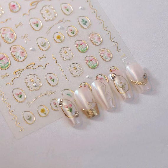 Vintage Floral Nail Stickers, Pink White Flower Gold Frame Manicure Decals, Retro Botanical Nail Art Design, Romantic Nail Supplies 259