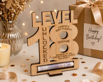 Monedero personalizado para el 18 cumpleaños, regalo en efectivo por desbloquear el nivel 18, regalo de cumpleaños de madera para chico o chica adolescente.