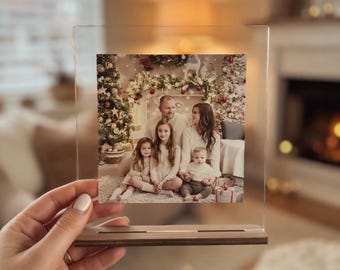Bloque fotográfico acrílico personalizado: Regalo familiar con soporte de madera.