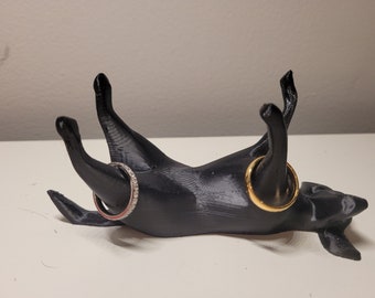 Labrador ring holder