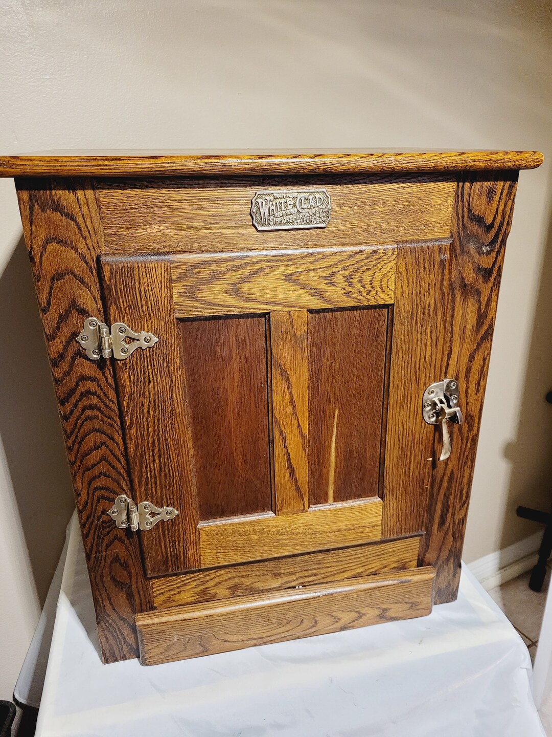 Rich Mahogany White Clad Ice Box End Table Simmons Hardware Etsy