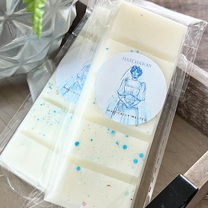 HATCHAWAY, Snap bar, Magical wax melt, home fragrance, Theme park scents, Wedding cake