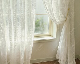 Cortina transparente de encaje geométrico, cortina de ventana con estampado de rombos verticales que filtra la luz.