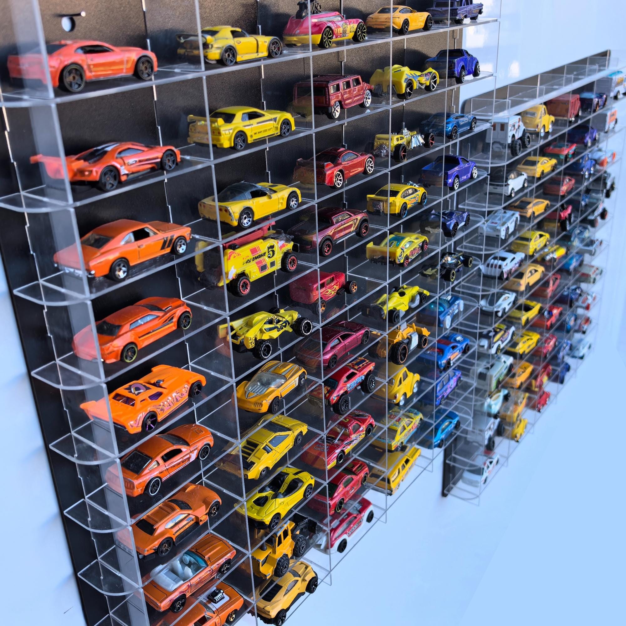 Acrylic Display Case: 100 Hot Wheels & Matchbox Cars Collector