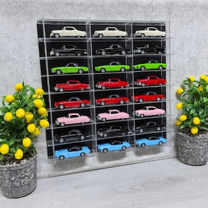 1/32 Scale Diecast Car Display Case: Toy Car Garage Organizer