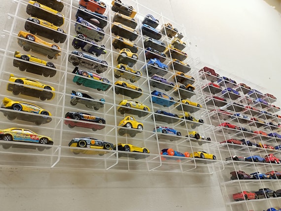 希少 MATCHBOX . HOTWHEELS 他 ミニカー 49台 ケース付 希少 MATCHBOX