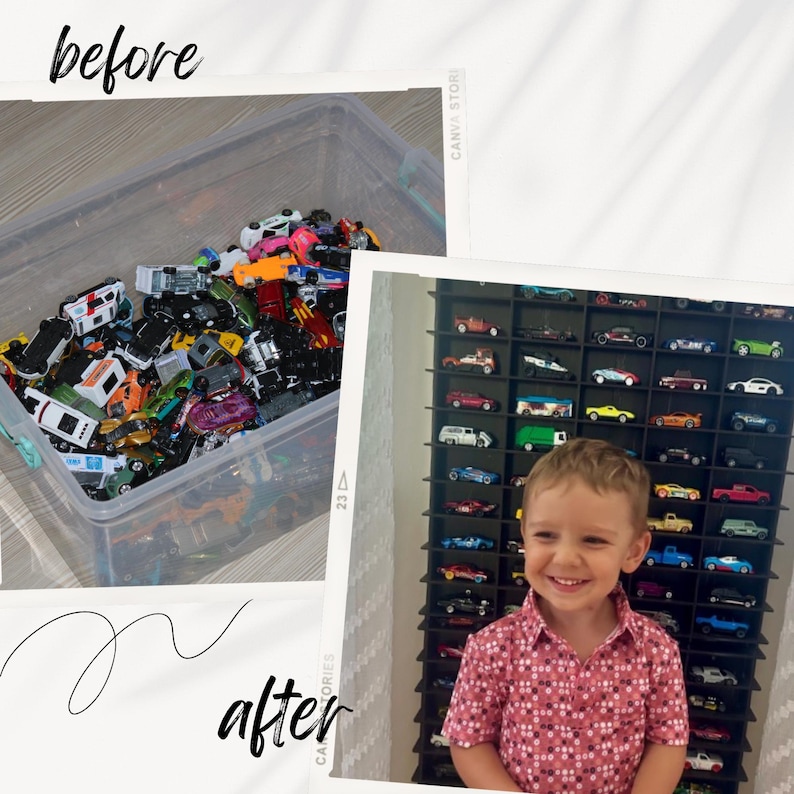 Op de afbeelding: Een voor-en-na foto die een grote plastic container laat zien gevuld met speelgoedauto's en een kind dat voor een aan de muur gemonteerd rek staat met dezelfde speelgoedauto's georganiseerd en tentoongesteld. Het kind glimlacht en draagt een roze en wit gepatroneerd shirt.