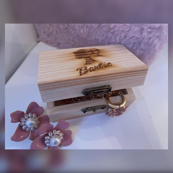 Adorable Girly wooden Jewelry Box, Cute Gift Idea, Girly Gifts, Doll Lovers