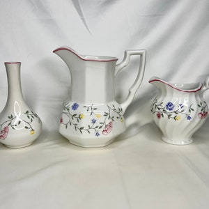 Vintage 1980s Johnson Brothers, Vase, Milk Jug and Large Jug. Summer Chintz’ pattern. England.