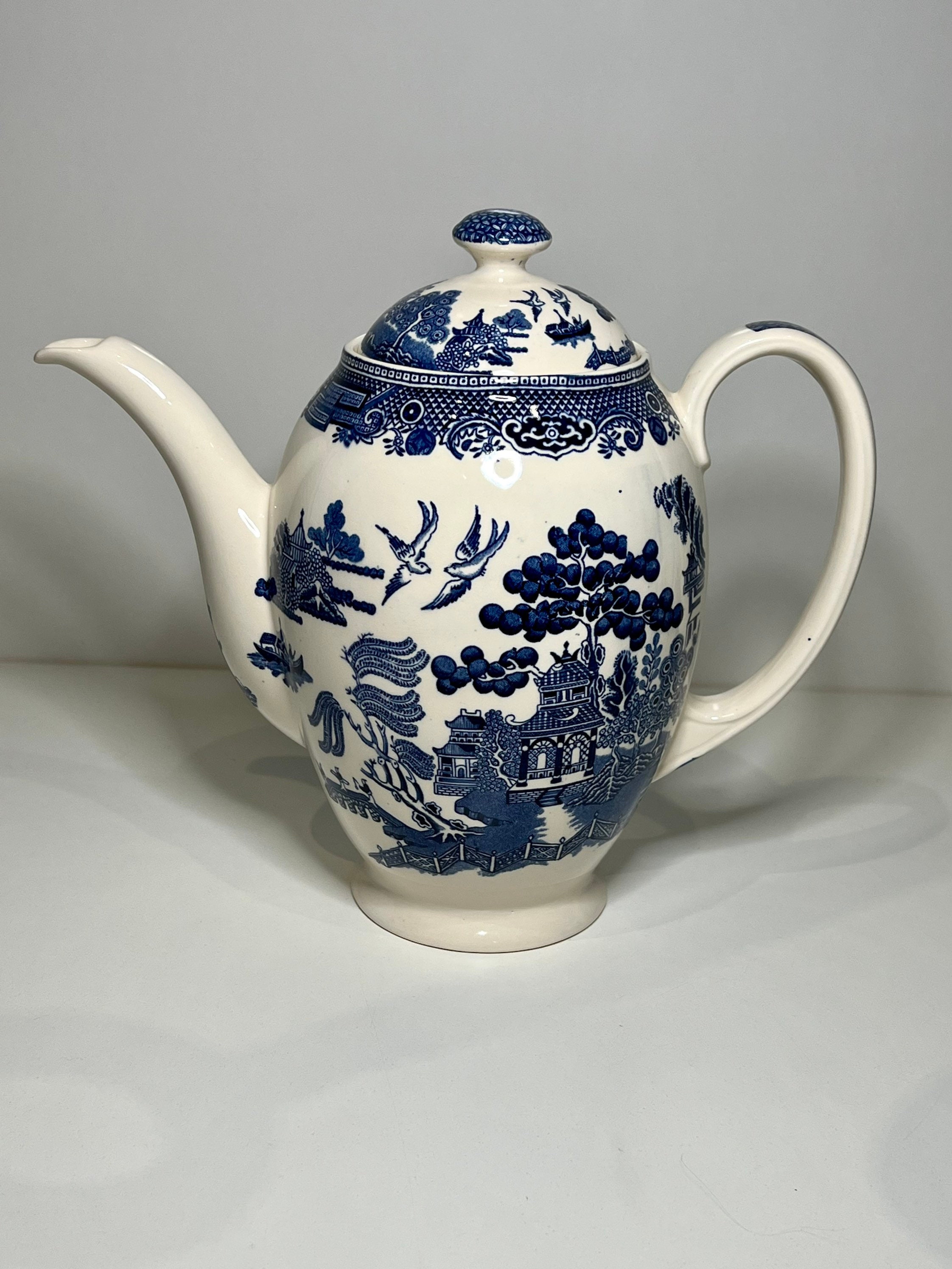 Rare Find. Johnson Brothers Blue Willow Large Teapot/coffee Etsy