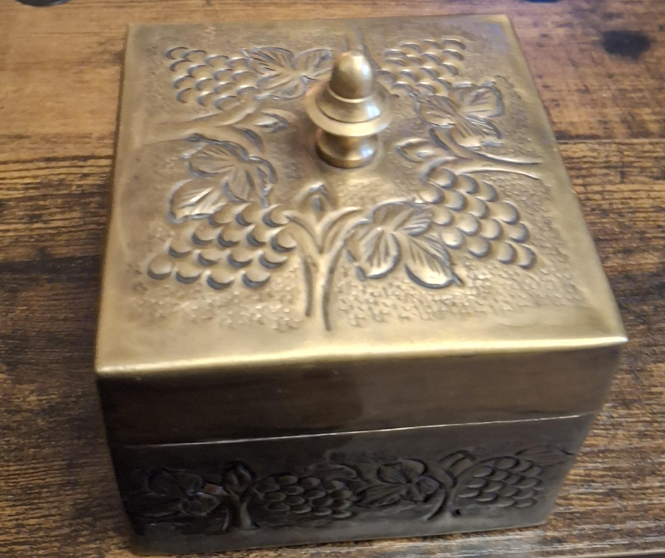Grape Jewelry Box - Etsy Canada