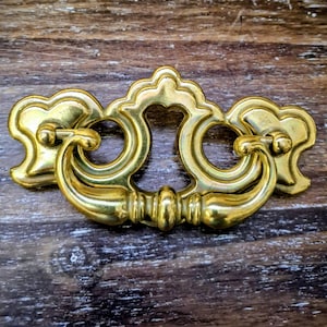 Lot of 12 Vintage Ilco Unican Brass Chippendale Batwing Drawer Pulls