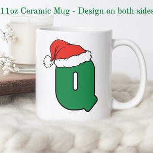 Taza con la letra "Q" de Navidad, taza con la primera inicial, taza con la letra, taza de café con monograma, taza con gorro de Papá Noel, regalos por menos de 30 dólares, taza de regalo de Navidad especializada