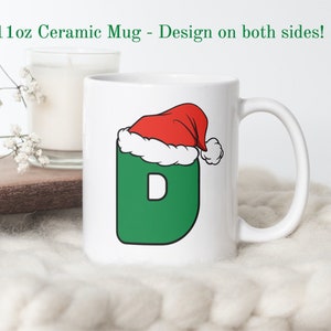 Taza con la letra "D" de Navidad, taza con la primera inicial, taza con la letra, taza de café con monograma, taza con gorro de Papá Noel, regalos por menos de 30 dólares, taza de regalo de Navidad especializada