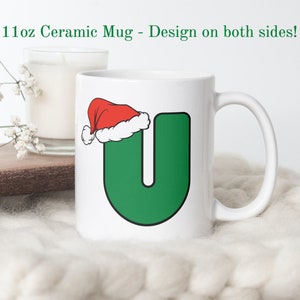 Caneca com letra 'U' de Natal, caneca com a primeira inicial, caneca com letra, caneca de café com monograma, caneca com chapéu de Papai Noel, presentes abaixo de 30, caneca de presente de Natal especializada