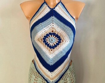 Haut dos nu au crochet d'inspiration grecque