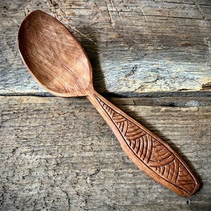 Hand Carved Wooden Pocket Spoon/- Maple Wood/6.25&quot; Long/Handmade Spoon/Wood Grain/Unique Gift/Wave/Organic Design/Sustainable/Non-toxic