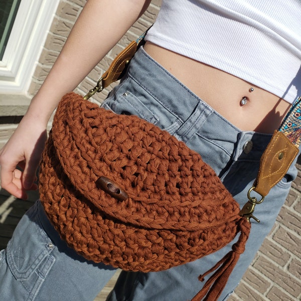 Bolso bandolera de ganchillo, PATRÓN de ganchillo, Bolso bandolera CAVAN, Bolso bandolera BOHO, Fanny Pack, Monedero, Bolso de festival, Bolso, hilo de camiseta, 12"