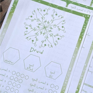 Conjunto Druid Spelltracker DND, todas as listas de feitiços de Druida D&D 5e para impressão, conjunto de estatísticas de aventura do rastreador de feitiços Dungeons and Dragons