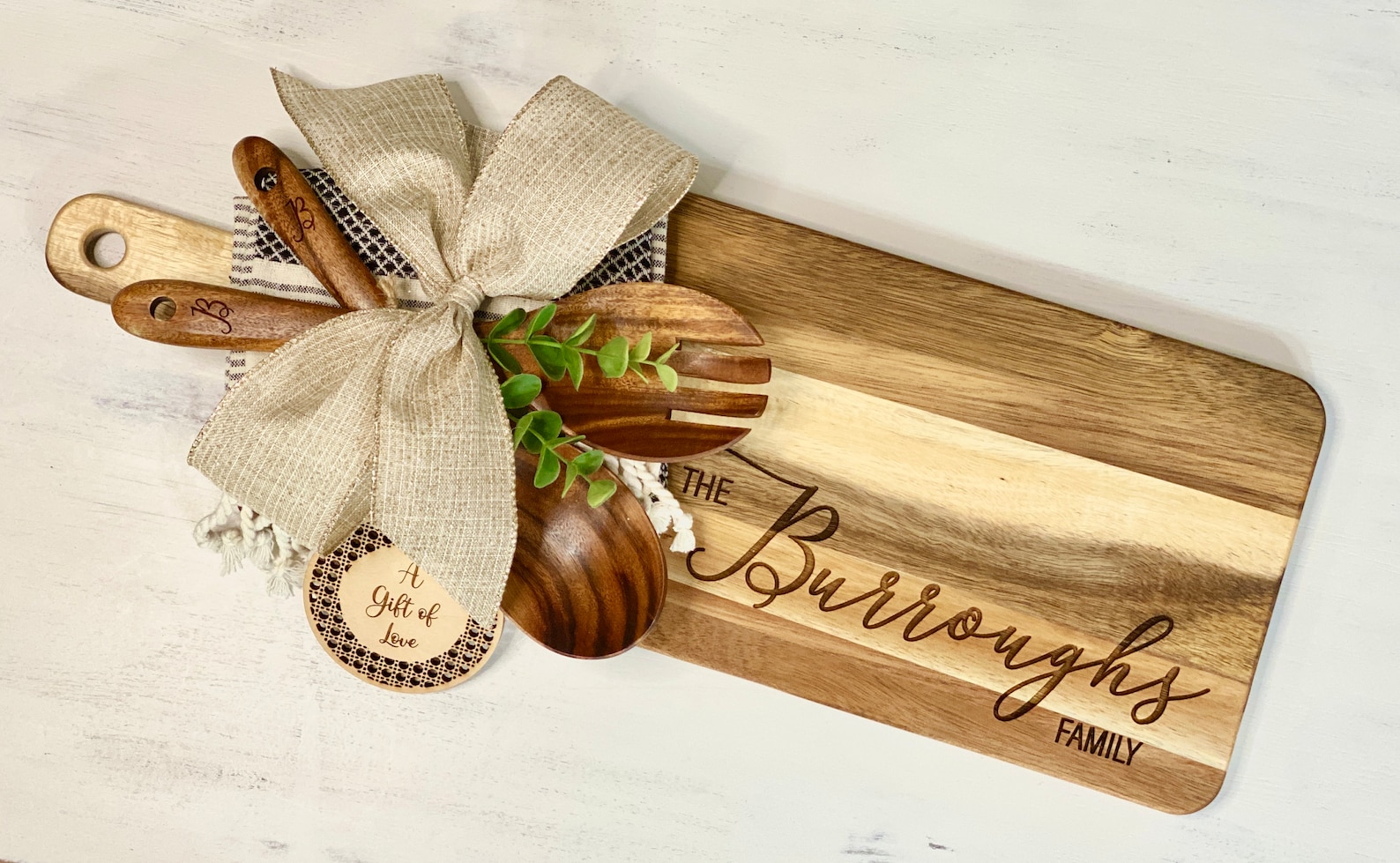Personalized Acacia Wood Cutting Board Gift Set - Etsy