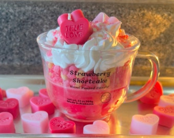 Valentine Strawberry Shortcake Candle (13oz)