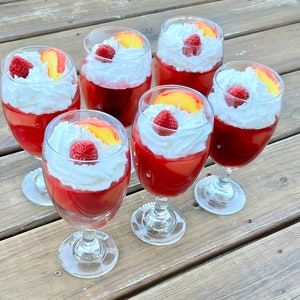 Strawberry Peach Daiquiri Candle (12oz)