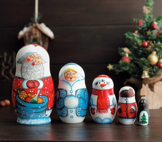 Christmas stacking best sale dolls
