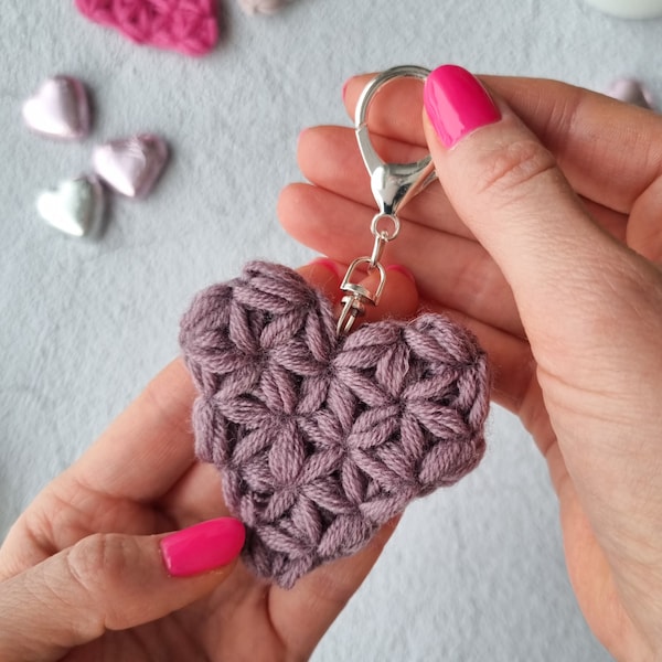 Crochet heart Pattern, Crochet Key Chain, Valentines heart, Handmade gift, Garland, Crochet Heart Ornament, PDF Crochet Heart Pattern