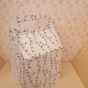 boite personnalisée pour baptême et dragées  et personnalisable baptism and sugared almonds