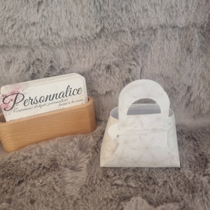 boite personnalisée pour baptême et dragées  et personnalisable baptism and sugared almonds
