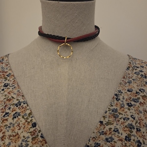 Choker necklace
